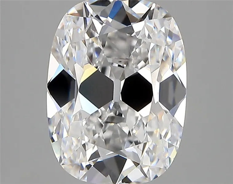 2.88ct Cushion modified Lab Grown Diamond (Colour D, Clarity VVS2, IGI Certified)