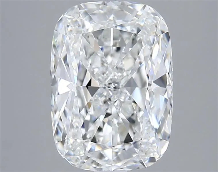2.89ct Cushion modified Lab Grown Diamond (Colour E, Clarity VVS1, IGI Certified)