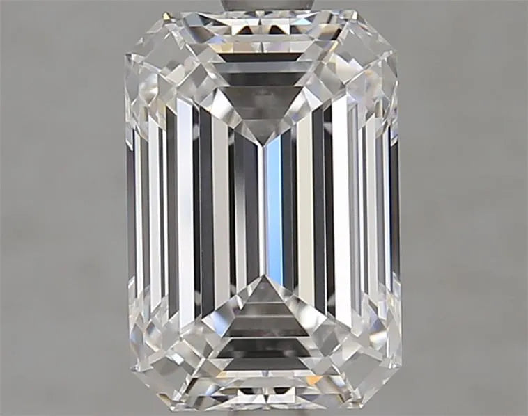 2.89ct Emerald Lab Grown Diamond (Colour D, Clarity VVS1, GIA Certified)