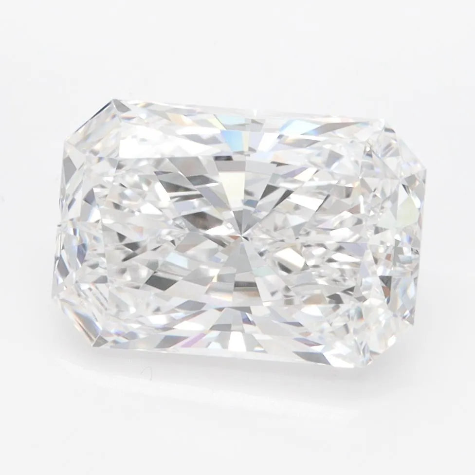 2.89ct Radiant Lab Grown Diamond (Colour D, Clarity VVS1, IGI Certified)