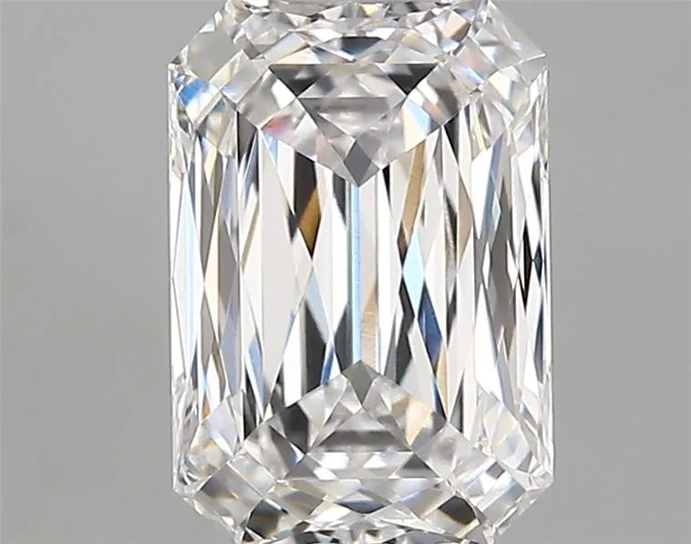 2.89ct Radiant Lab Grown Diamond (Colour D, Clarity VVS2, IGI Certified)