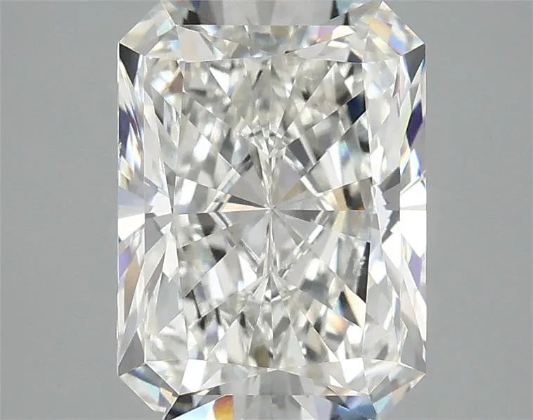 2.89ct Radiant Lab Grown Diamond (Colour F, Clarity VS2, IGI Certified)