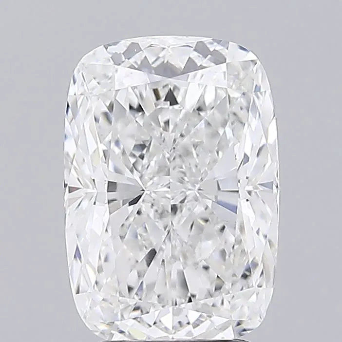 2.90ct Cushion modified Lab Grown Diamond (Colour E, Clarity VVS2, IGI Certified)