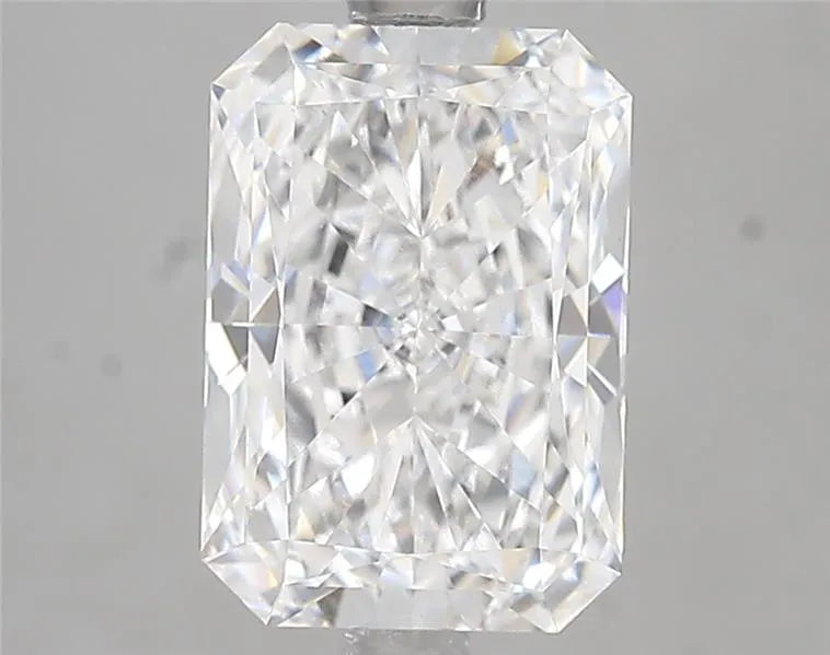 2.90ct Radiant Lab Grown Diamond (Colour D, Clarity VS1, IGI Certified)