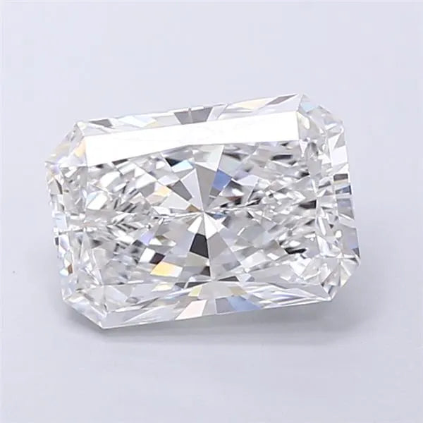 2.90ct Radiant Lab Grown Diamond (Colour E, Clarity IF, IGI Certified)