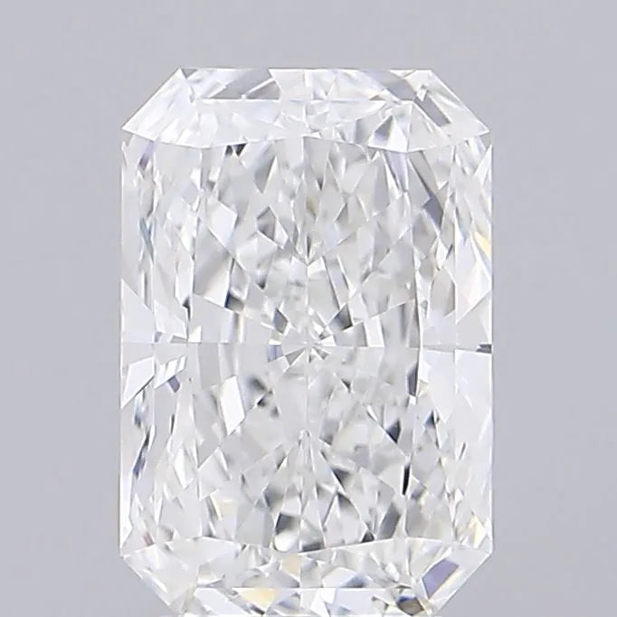 2.91ct Radiant Lab Grown Diamond (Colour F, Clarity VVS2, IGI Certified)