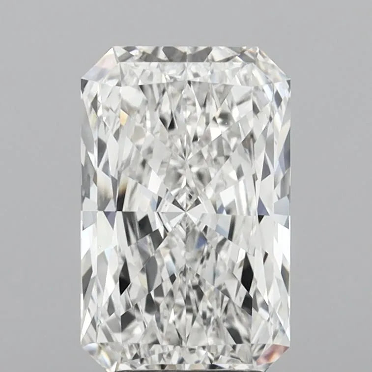 2.91ct Radiant Lab Grown Diamond (Colour F, Clarity VVS2, IGI Certified)