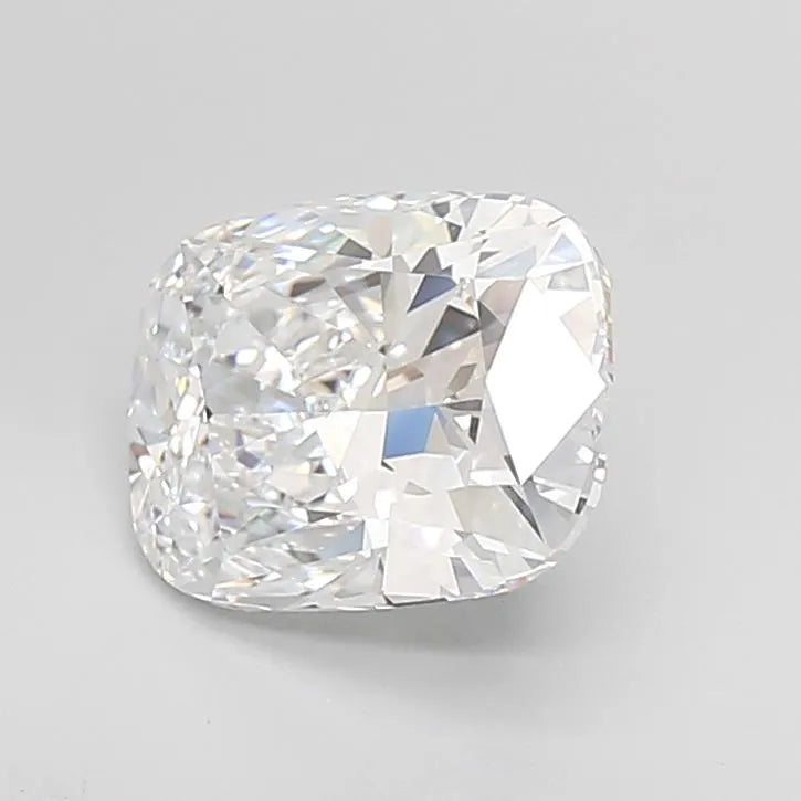 2.93ct Cushion modified Lab Grown Diamond (Colour E, Clarity VVS2, Cut EX, IGI Certified)