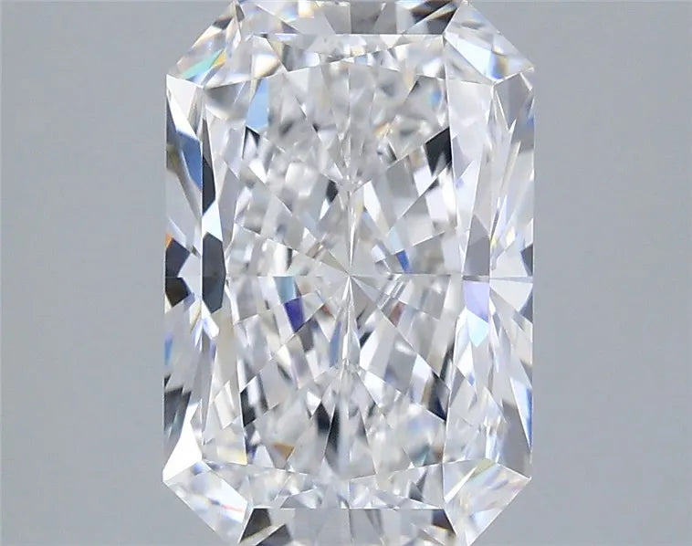 2.95ct Radiant Lab Grown Diamond (Colour D, Clarity VVS1, IGI Certified)