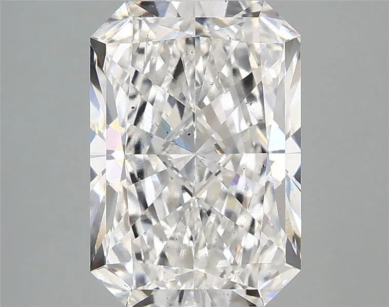 2.95ct Radiant Lab Grown Diamond (Colour F, Clarity SI1, IGI Certified)