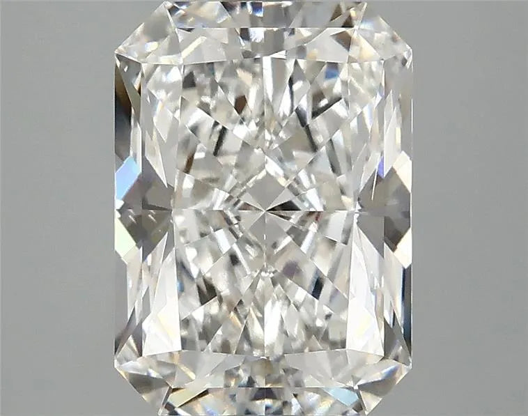 2.97ct Radiant Lab Grown Diamond (Colour E, Clarity VS2, IGI Certified)