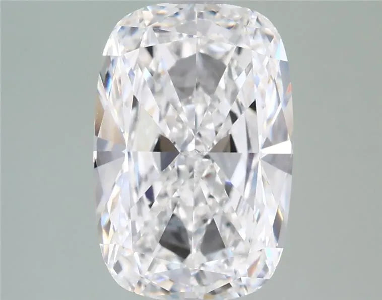 2.99ct Cushion modified Lab Grown Diamond (Colour E, Clarity VVS2, IGI Certified)