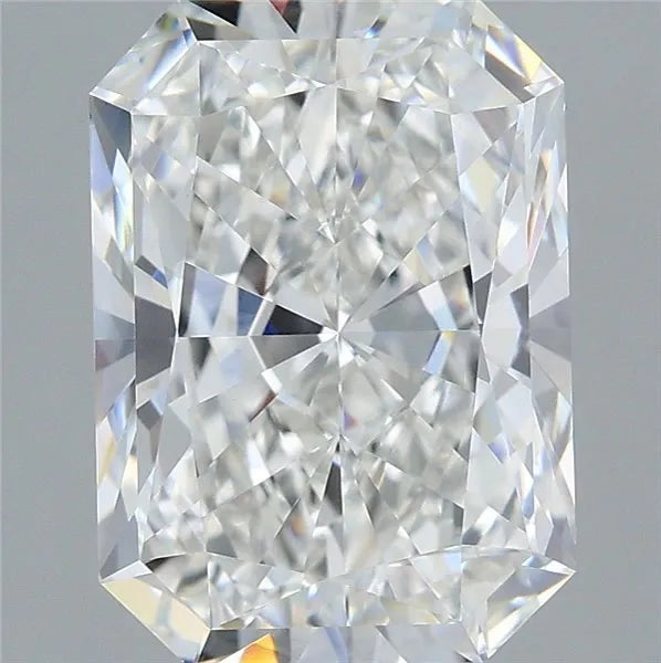 2.99ct Radiant Lab Grown Diamond (Colour F, Clarity VVS2, IGI Certified)