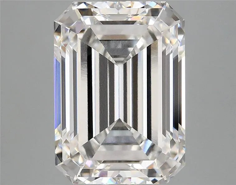 4.10ct Emerald Lab Grown Diamond (Colour D, Clarity VVS2, IGI Certified)