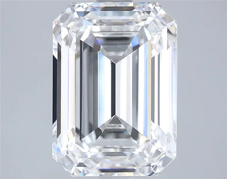 4.08ct Emerald Lab Grown Diamond (Colour E, Clarity VVS1, IGI Certified)