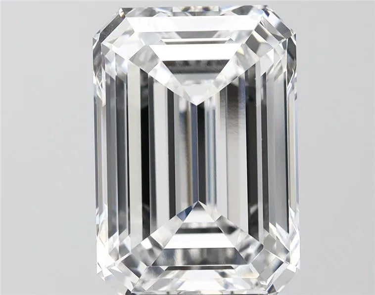 6.76ct Emerald Lab Grown Diamond (Colour D, Clarity VVS2, IGI Certified)