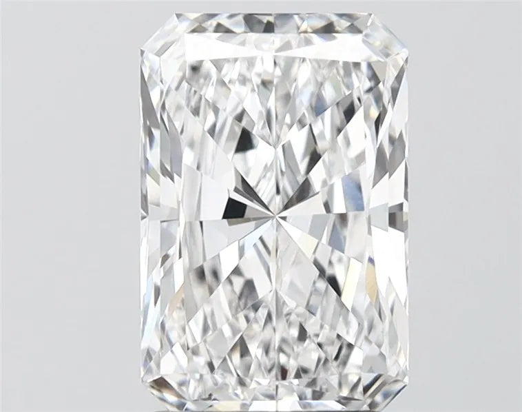 2.33ct Radiant Lab Grown Diamond (Colour D, Clarity VVS2, IGI Certified)