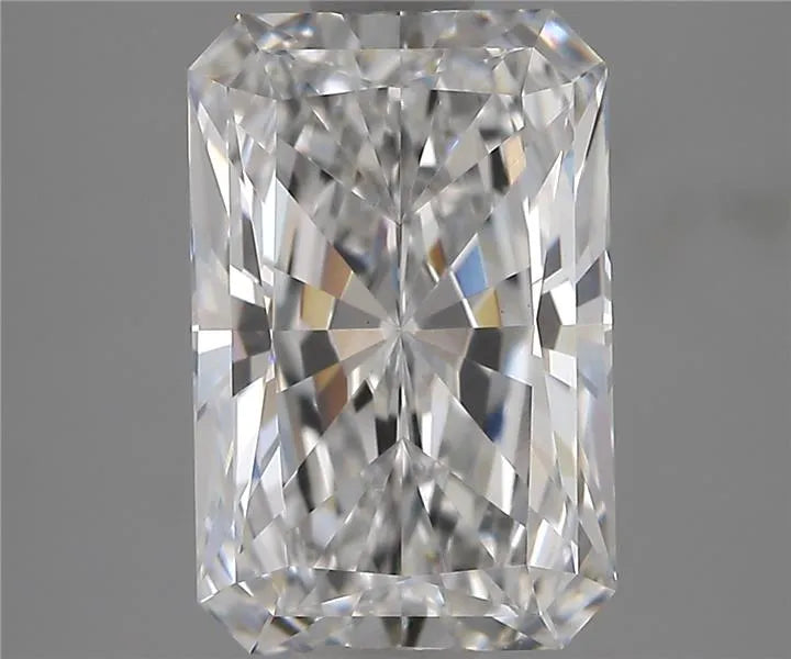 2.15ct Radiant Lab Grown Diamond (Colour D, Clarity VS1, IGI Certified)