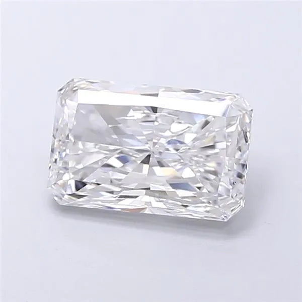2.52ct Radiant Lab Grown Diamond (Colour E, Clarity VVS2, IGI Certified)
