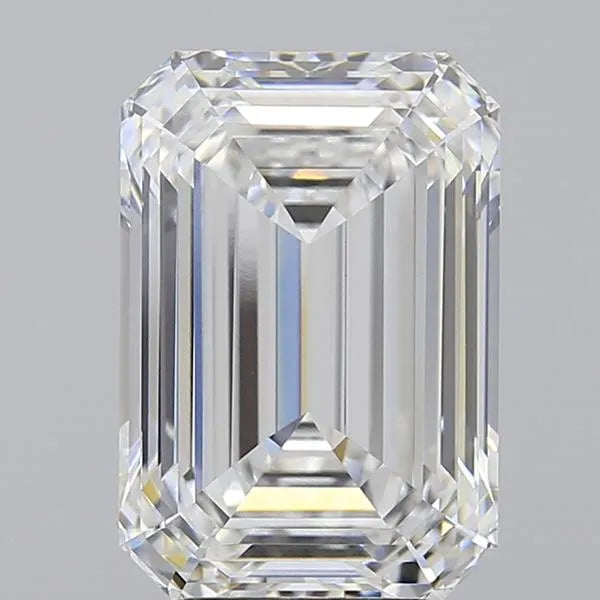 4.23ct Emerald Lab Grown Diamond (Colour E, Clarity VVS2, IGI Certified)