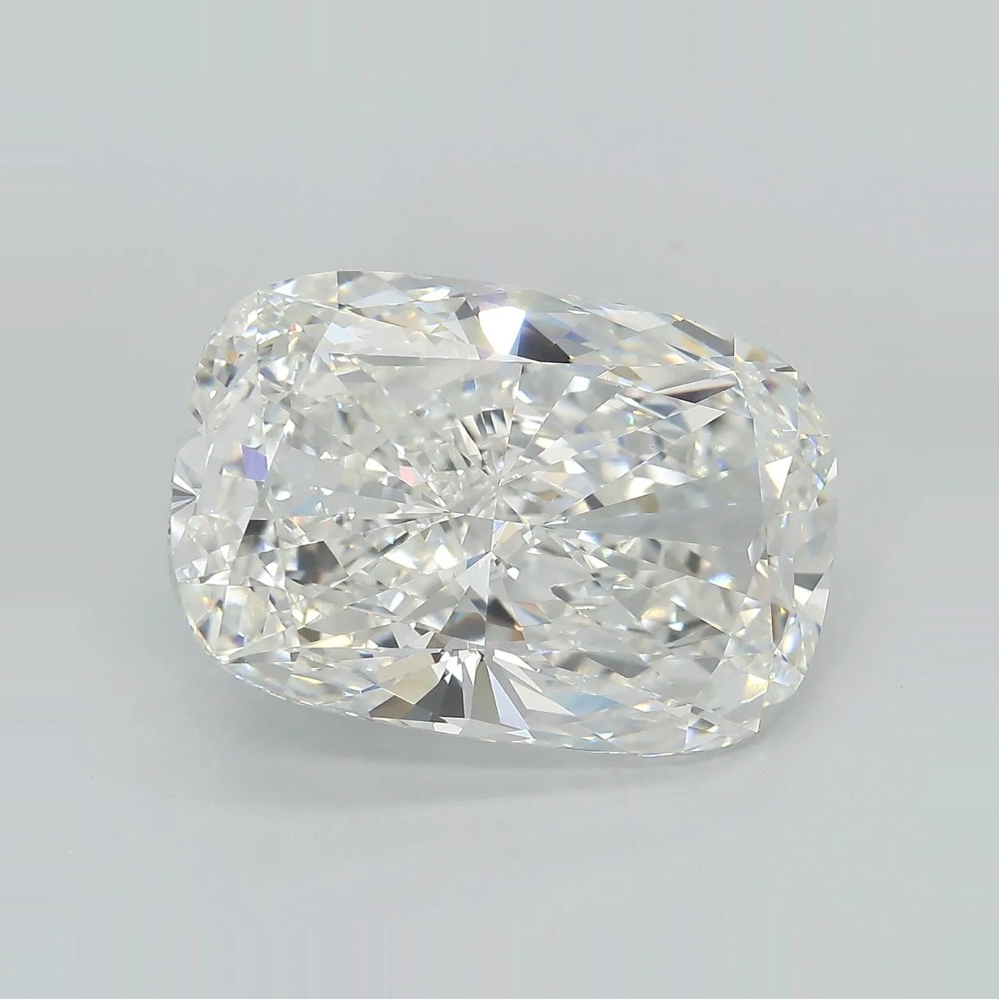 11.42ct Cushion modified Lab Grown Diamond (Colour G, Clarity VS1, IGI Certified)