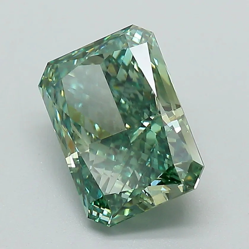 2.16ct Radiant Lab Grown Diamond (Colour Fancy Vivid Green, Clarity VS1, IGI Certified)