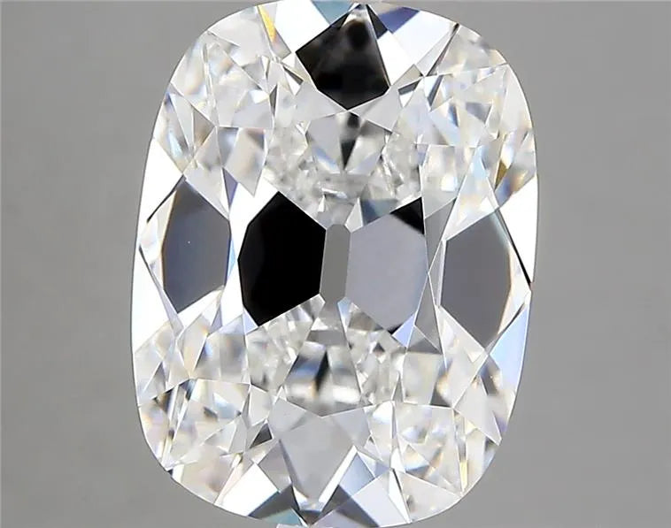 4.66ct Cushion modified Lab Grown Diamond (Colour E, Clarity VS1, IGI Certified)