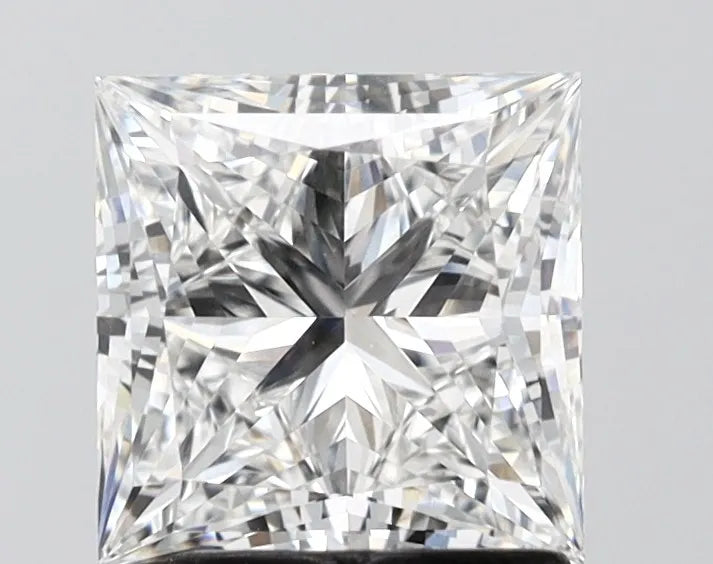 2.21ct Princess Lab Grown Diamond (Colour E, Clarity VVS1, IGI Certified)