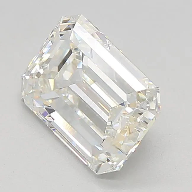 3.09ct Emerald Lab Grown Diamond (Colour G, Clarity VVS2, IGI Certified)