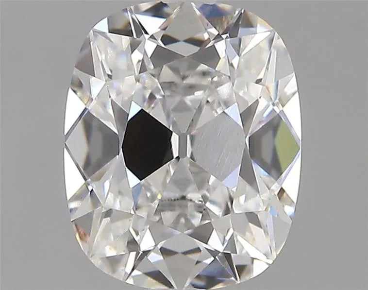 2.79ct Cushion modified Lab Grown Diamond (Colour E, Clarity VVS2, IGI Certified)