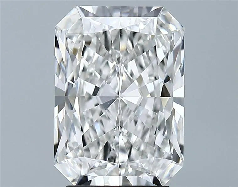 3.03ct Radiant Lab Grown Diamond (Colour E, Clarity VS1, Cut EX, IGI Certified)