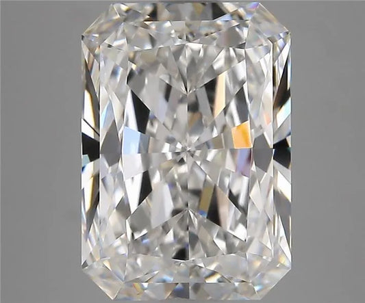 4.75ct Radiant Lab Grown Diamond (Colour E, Clarity VVS1, IGI Certified)