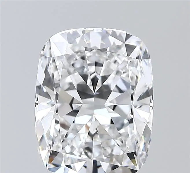 3.59ct Cushion modified Lab Grown Diamond (Colour E, Clarity VVS2, IGI Certified)