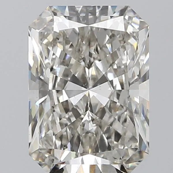 3.29ct Radiant Lab Grown Diamond (Colour I, Clarity VS1, IGI Certified)