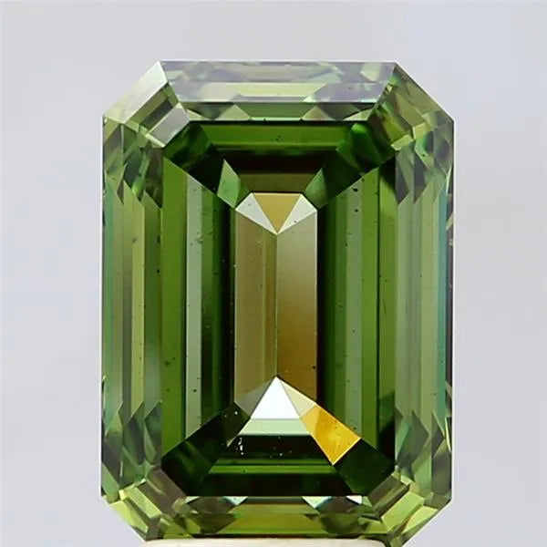 4.53ct Emerald Lab Grown Diamond (Colour Fancy Vivid Green, Clarity VS2, IGI Certified)