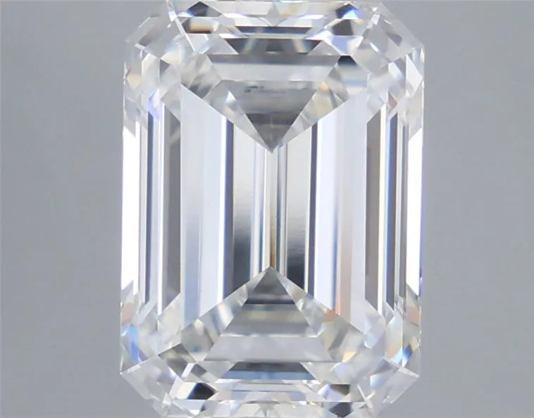 5.10ct Emerald Lab Grown Diamond (Colour E, Clarity VVS2, IGI Certified)
