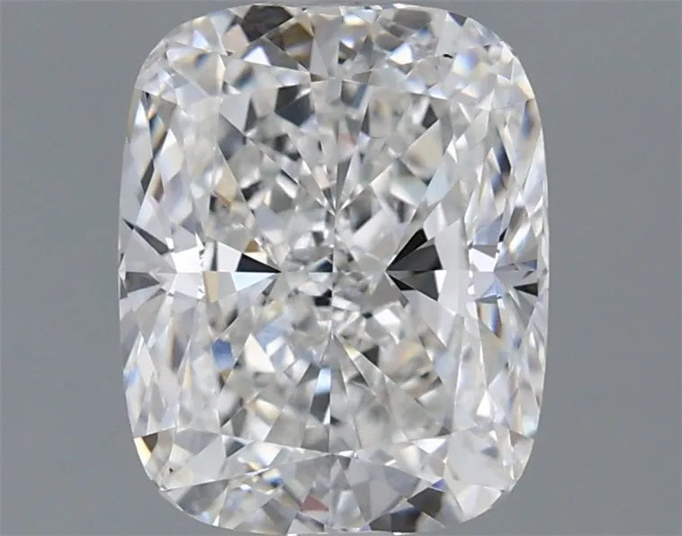 2.20ct Cushion modified Lab Grown Diamond (Colour E, Clarity VVS2, IGI Certified)