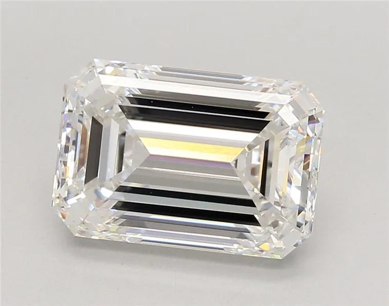 5.06ct Emerald Lab Grown Diamond (Colour E, Clarity VVS2, IGI Certified)