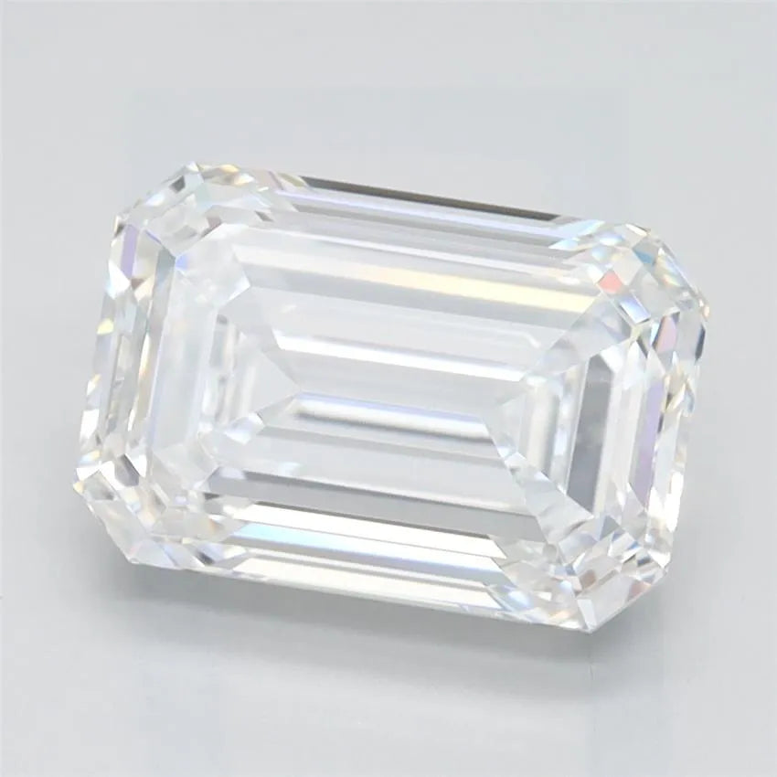 2.05ct Emerald Lab Grown Diamond (Colour D, Clarity VVS1, IGI Certified)