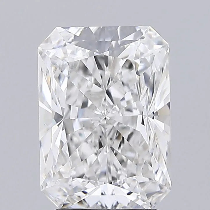 2.99ct Radiant Lab Grown Diamond (Colour E, Clarity VVS2, IGI Certified)