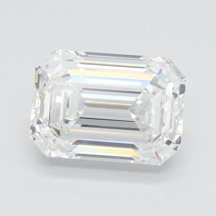 2.01ct Emerald Lab Grown Diamond (Colour E, Clarity VS2, IGI Certified)