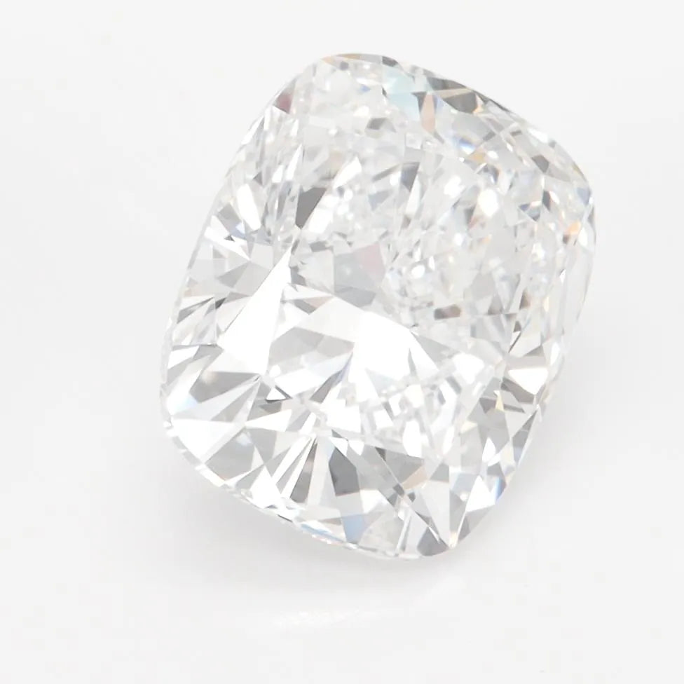 3.00ct Cushion modified Lab Grown Diamond (Colour D, Clarity VVS1, IGI Certified)