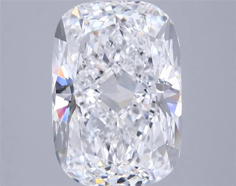 3.00ct Cushion modified Lab Grown Diamond (Colour E, Clarity VVS1, IGI Certified)