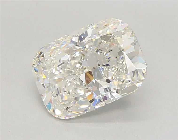 3.00ct Cushion modified Lab Grown Diamond (Colour G, Clarity IF, IGI Certified)