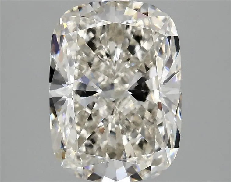 3.00ct Cushion modified Lab Grown Diamond (Colour G, Clarity VS1, IGI Certified)