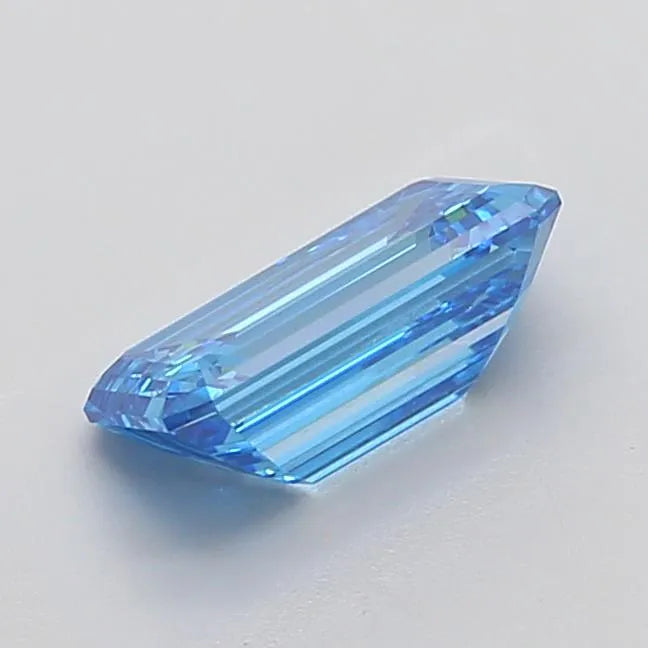3.00ct Emerald Lab Grown Diamond (Colour Fancy Vivid Blue, Clarity VS2, IGI Certified)