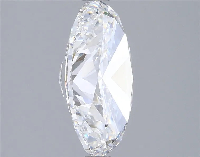 3.00ct Oval Lab Grown Diamond (Colour E, Clarity VVS2, IGI Certified)