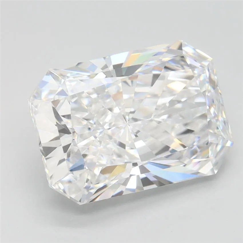3.00ct Radiant Lab Grown Diamond (Colour D, Clarity VVS1, IGI Certified)