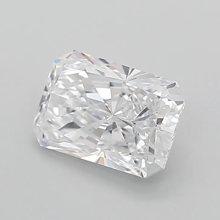 3.00ct Radiant Lab Grown Diamond (Colour D, Clarity VVS2, IGI Certified)