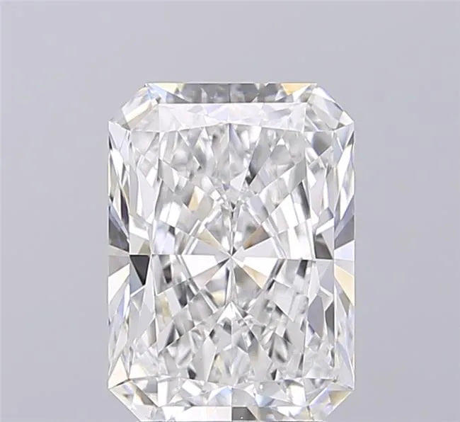 3.00ct Radiant Lab Grown Diamond (Colour D, Clarity VVS2, IGI Certified)